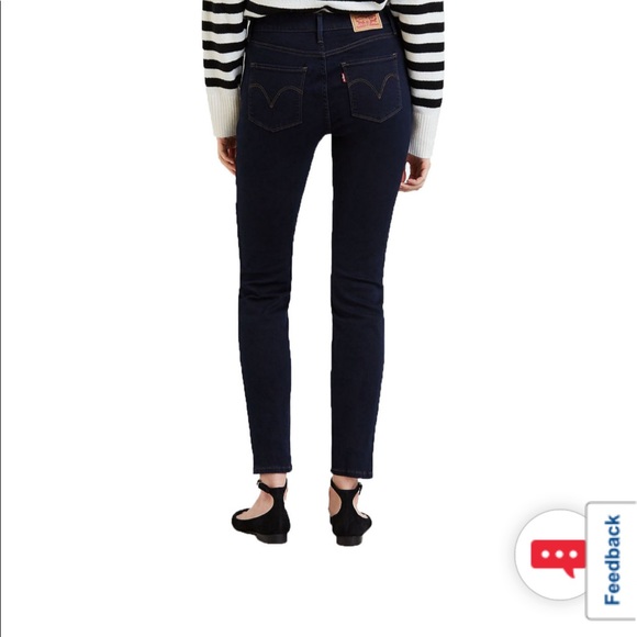 NWT.  Levi’s Classic Mid-Rise Skinny Jeans - Picture 1 of 5
